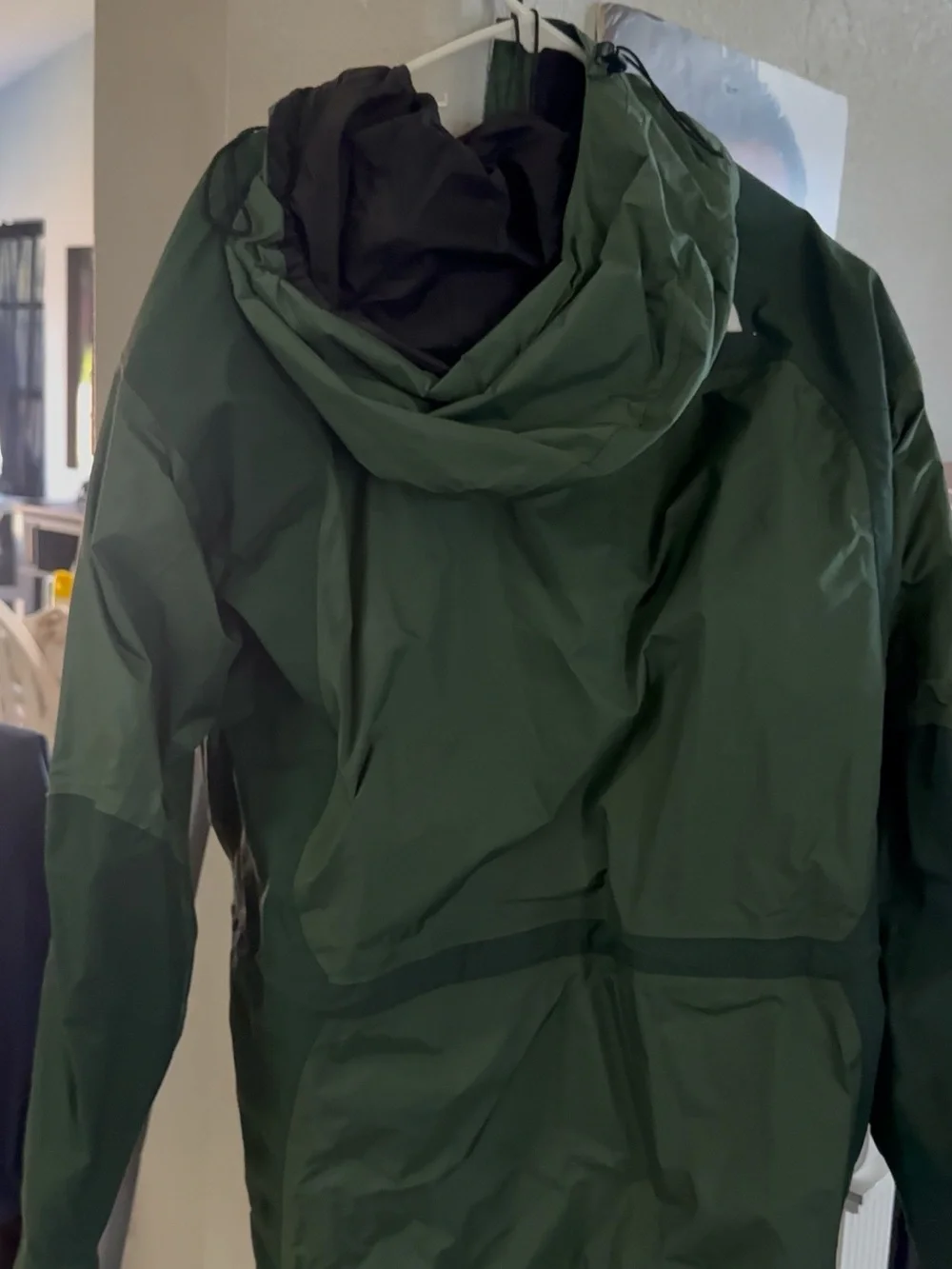 The North Face Men's Green Waterproof jacket